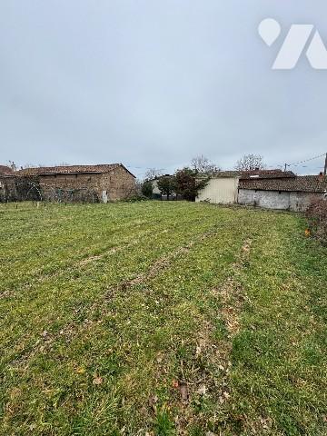 Deux parcelles de terre à bâtir