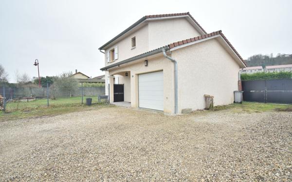 Maison à vendre    4 pièces •  Meximieux