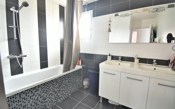 Maison à vendre    4 pièces •  Meximieux