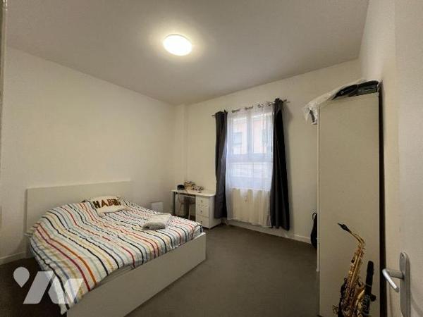 Appartement à Vendre à Troyes (10000) dans le département de l'Aube (10), Proche Centre ville e...