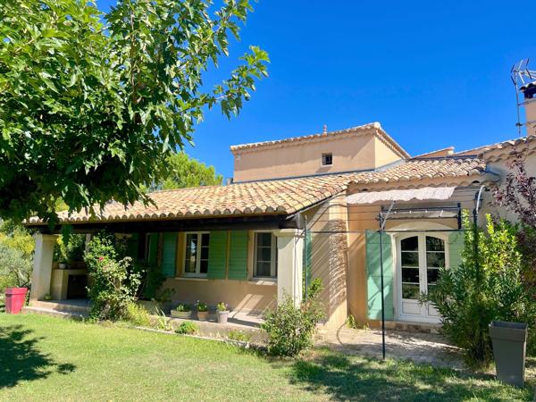 Vente Maison traditionnelle de luxe Saint-Rémy-de-Provence 6 Pièces 182 m²