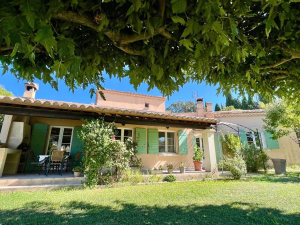 Vente Maison traditionnelle de luxe Saint-Rémy-de-Provence 6 Pièces 182 m²
