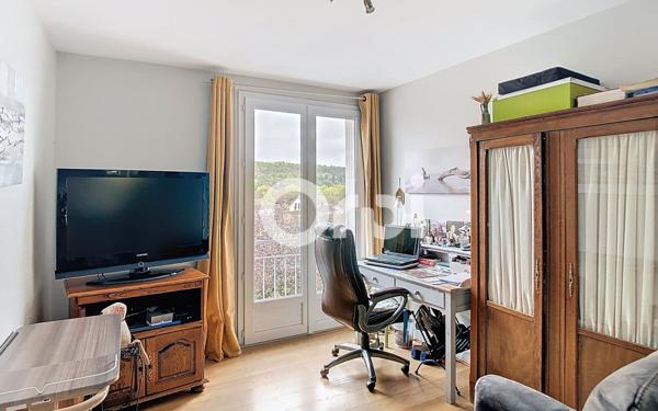 Appartement à vendre    5 pièces •  Boulazac