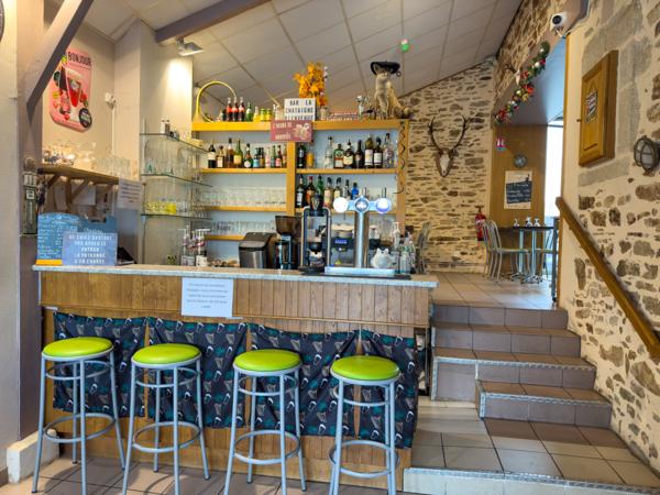 Commerce à vendre à Dournazac (87230) - Haute-Vienne
