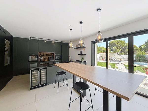 CANET EN ROUSSILLON - A VENDRE VILLA CONTEMPORAINE T5 AVEC JARDIN ET GARAGE