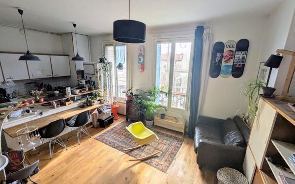 Appartement à vendre    2 pièces • 43,02 m2 Maisons-Alfort