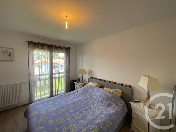 Appartement F3/F4 à vendre  3 pièces - 84,21 m 2   DAX  - 40