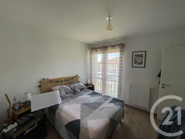 Appartement F3/F4 à vendre  3 pièces - 84,21 m 2   DAX  - 40