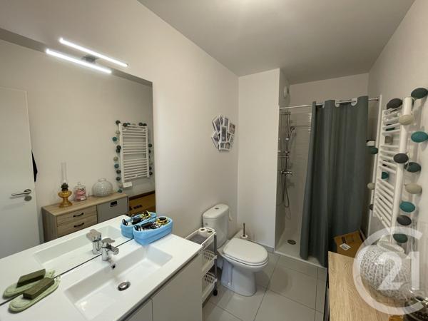 Appartement F3/F4 à vendre  3 pièces - 84,21 m 2   DAX  - 40