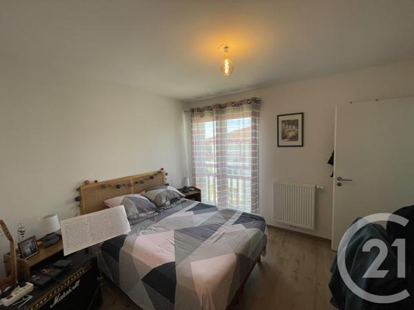 Appartement F3/F4 à vendre  3 pièces - 84,21 m 2   DAX  - 40