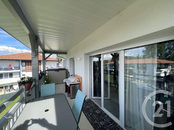 Appartement F3/F4 à vendre  3 pièces - 84,21 m 2   DAX  - 40