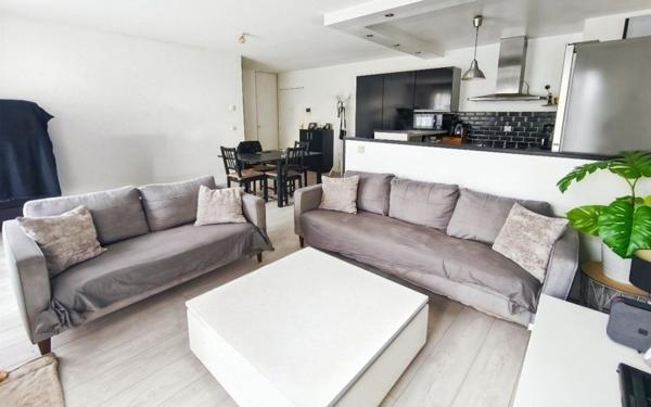 Appartement à vendre    3 pièces • 60,43 m2 Argenteuil