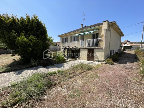 Maison traditionnelle de 235 m²