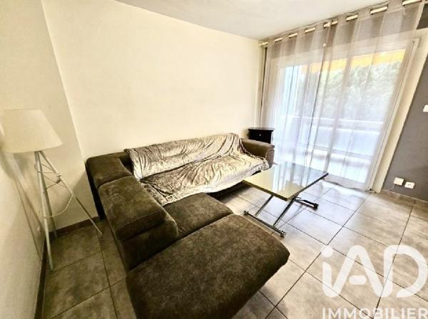 Location appartement 2 pièces 55,09 m² Nîmes