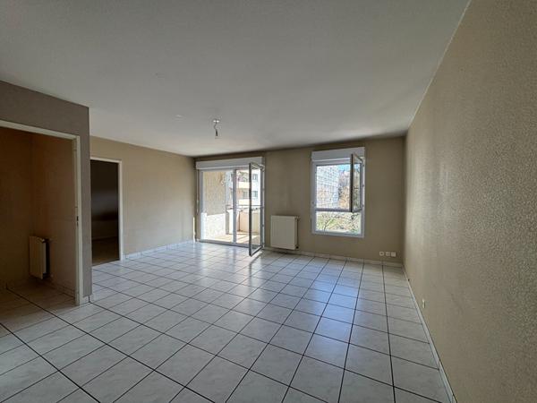 Appartement 3 pièces proche centre-ville à CHAMBERY