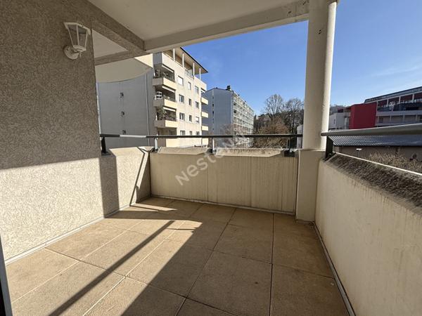 Appartement 3 pièces proche centre-ville à CHAMBERY