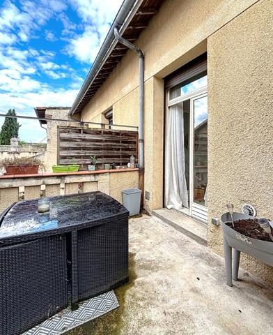 Immeuble de rapport avec 5 lots, dépendances et fort potentiel à Montauban