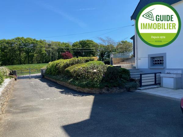 MAISON SUR SOUS-SOL SUR 1000M² DE TERRAIN DANS UN HAMEAU A GUIDEL