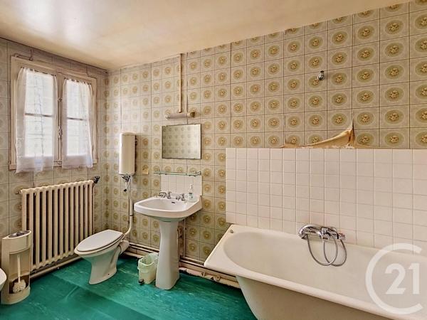 Maison à vendre  6 pièces - 130 m 2   POITIERS  - 86