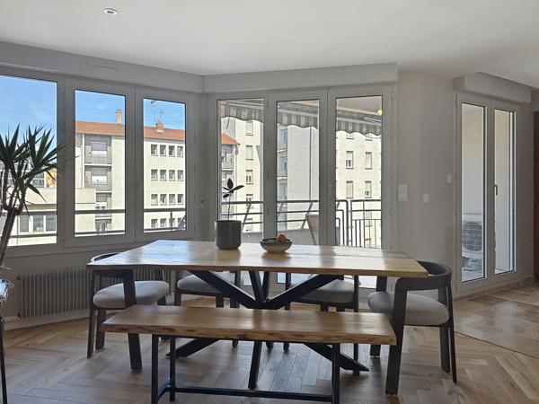 Lyon (69007) Appartement Type de 89,29 m2 ,T4 d'exception rénové avec prestations haut de gamme Lyon 7ème(Avenue Jean Jaur