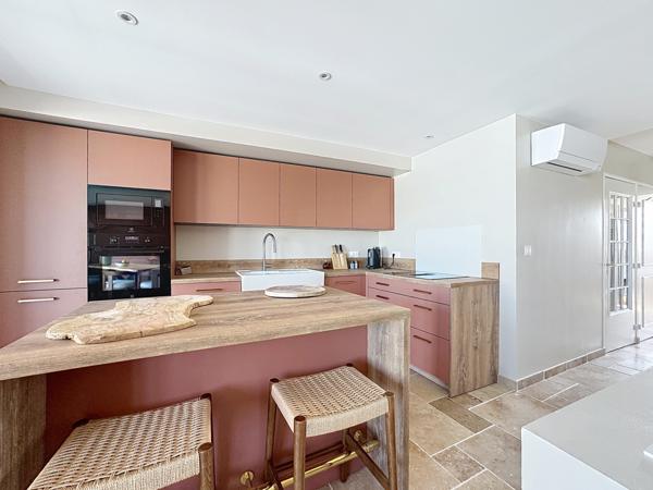 Lyon (69007) Appartement Type de 89,29 m2 ,T4 d'exception rénové avec prestations haut de gamme Lyon 7ème(Avenue Jean Jaur