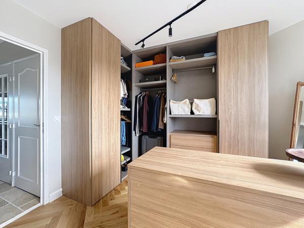 Lyon (69007) Appartement Type de 89,29 m2 ,T4 d'exception rénové avec prestations haut de gamme Lyon 7ème(Avenue Jean Jaur