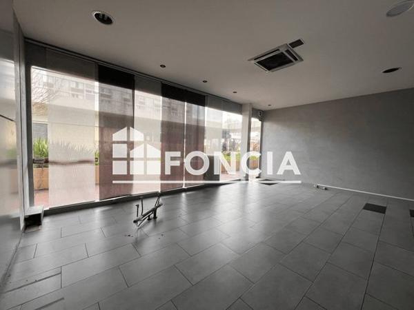 Local commercial 25 m² à Cholet 49300 à vendre