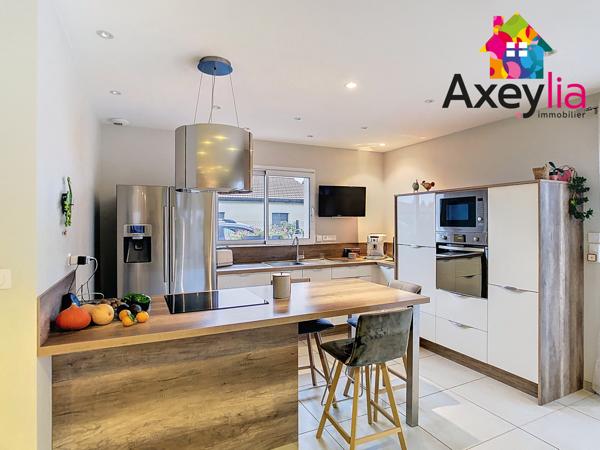 Roanne (42300) A VENDRE - A 15 MIN DE ROANNE- MAISON PLAIN PIED ANNEE 2018 AVEC PISCINE