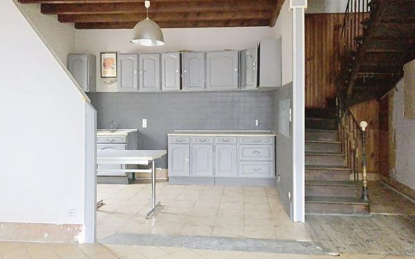 Maison à vendre    5 pièces •  La Chapelaude