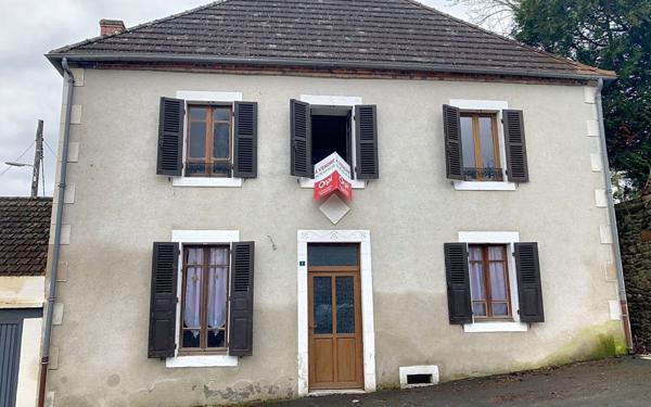 Maison à vendre    5 pièces •  La Chapelaude