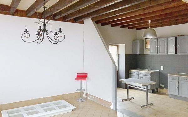 Maison à vendre    5 pièces •  La Chapelaude