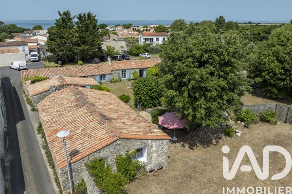 Maison à vendre 12 pièces 250 m² La Flotte