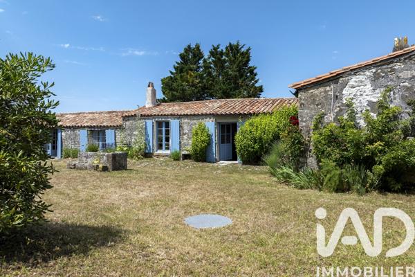Maison à vendre 12 pièces 250 m² La Flotte