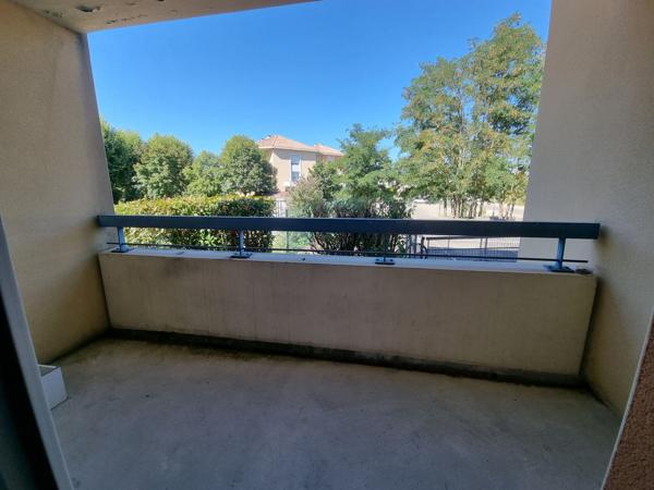 Location
                Appartement61,22 m² - 3 Pièces -
                    AGEN (47000)