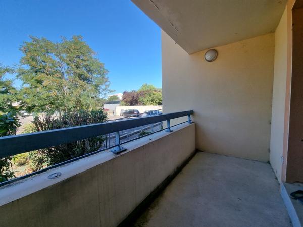 Location
                Appartement61,22 m² - 3 Pièces -
                    AGEN (47000)