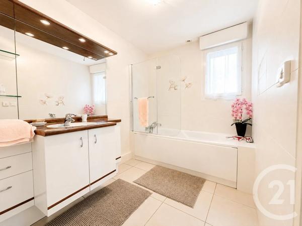Maison à vendre  3 pièces - 80 m 2   AUBESSAGNE  - 05