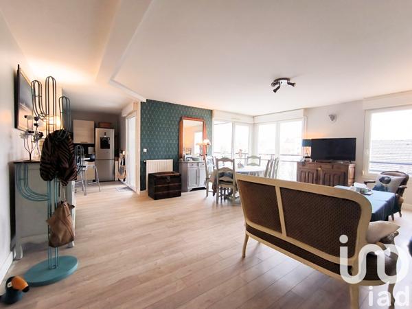 Appartement 4 pièces de 85 m² à Reims (51100)
