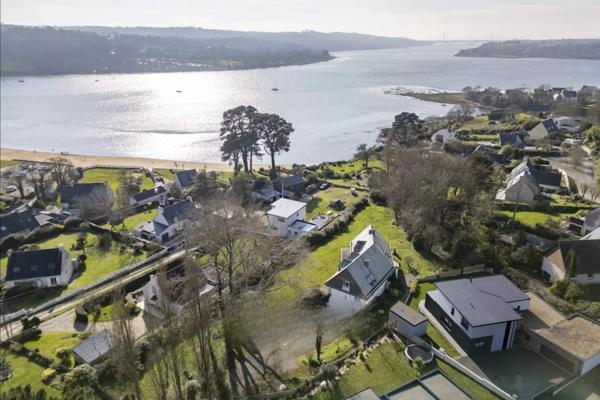 Guipavas (29490) A VENDRE MAISON DE CARACTERE DE 220 M2 AVEC PARC PAYSAGER DE 3698 M2 ET VUE MER IMPRENABLE