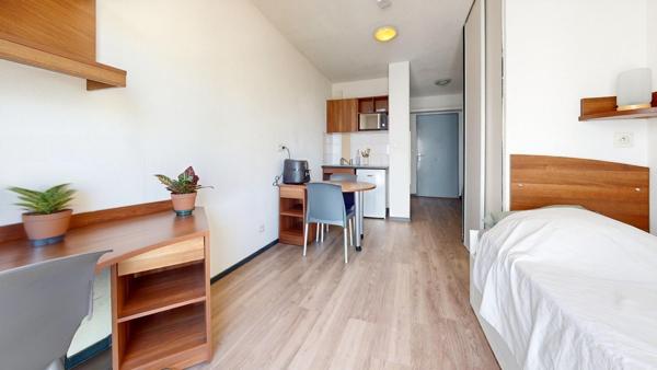APPARTEMENT 1 PIECE - BRON