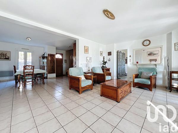 Maison à vendre 6 pièces 155 m² Auneau-Bleury-Saint-Symphorien