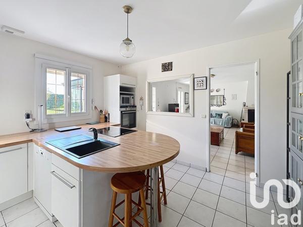 Maison à vendre 6 pièces 155 m² Auneau-Bleury-Saint-Symphorien