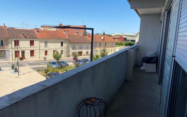 Appartement à vendre    2 pièces • 49,80 m2 Montluçon