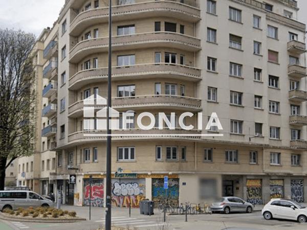 Location Parking - LE GRAND LARGE Grenoble 38100