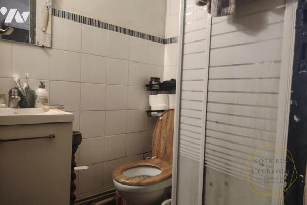 Immeuble de rapport de trois F2 et un local dans l'Écusson