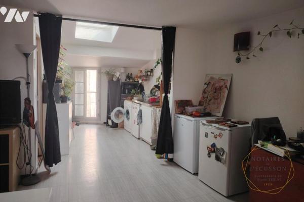 Immeuble de rapport de trois F2 et un local dans l'Écusson