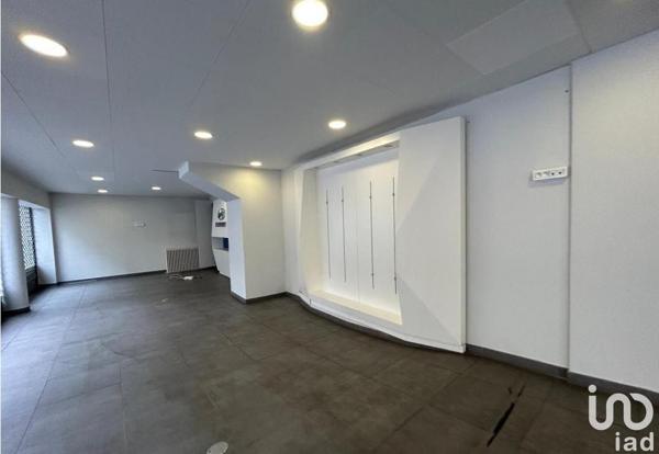 Location local d’activité 543 m² Paris 10