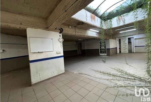 Location local d’activité 543 m² Paris 10