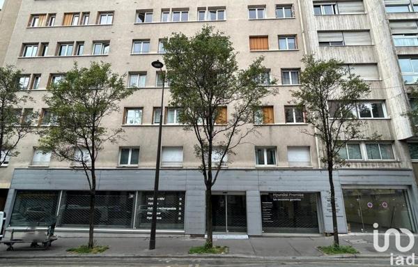 Location local d’activité 543 m² Paris 10