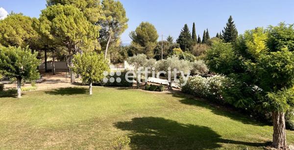 Maison 8 pièces - 265 m²