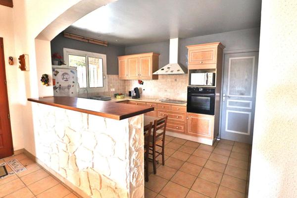 Villa Pia 4 faces 5 pièce(s) 115 m2 avec piscine sur un terrain de 670m²